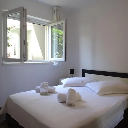 Apartment On The 4-pax A2 With A Terrace & Sea View Mimice